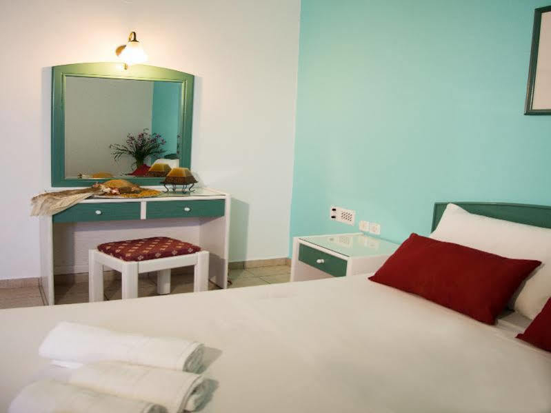 Theoni Apartments Малиа Екстериор снимка